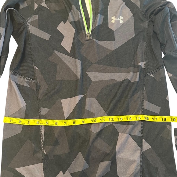 Under Armour Men's UA Launch Run Printed ¼ Zip Jacket Small Mesh Ventilation - Picture 6 of 9